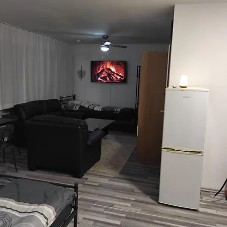 Ferienwohnung Im Zentrum Von Oberhausen Inklusive Wlan Exterior foto